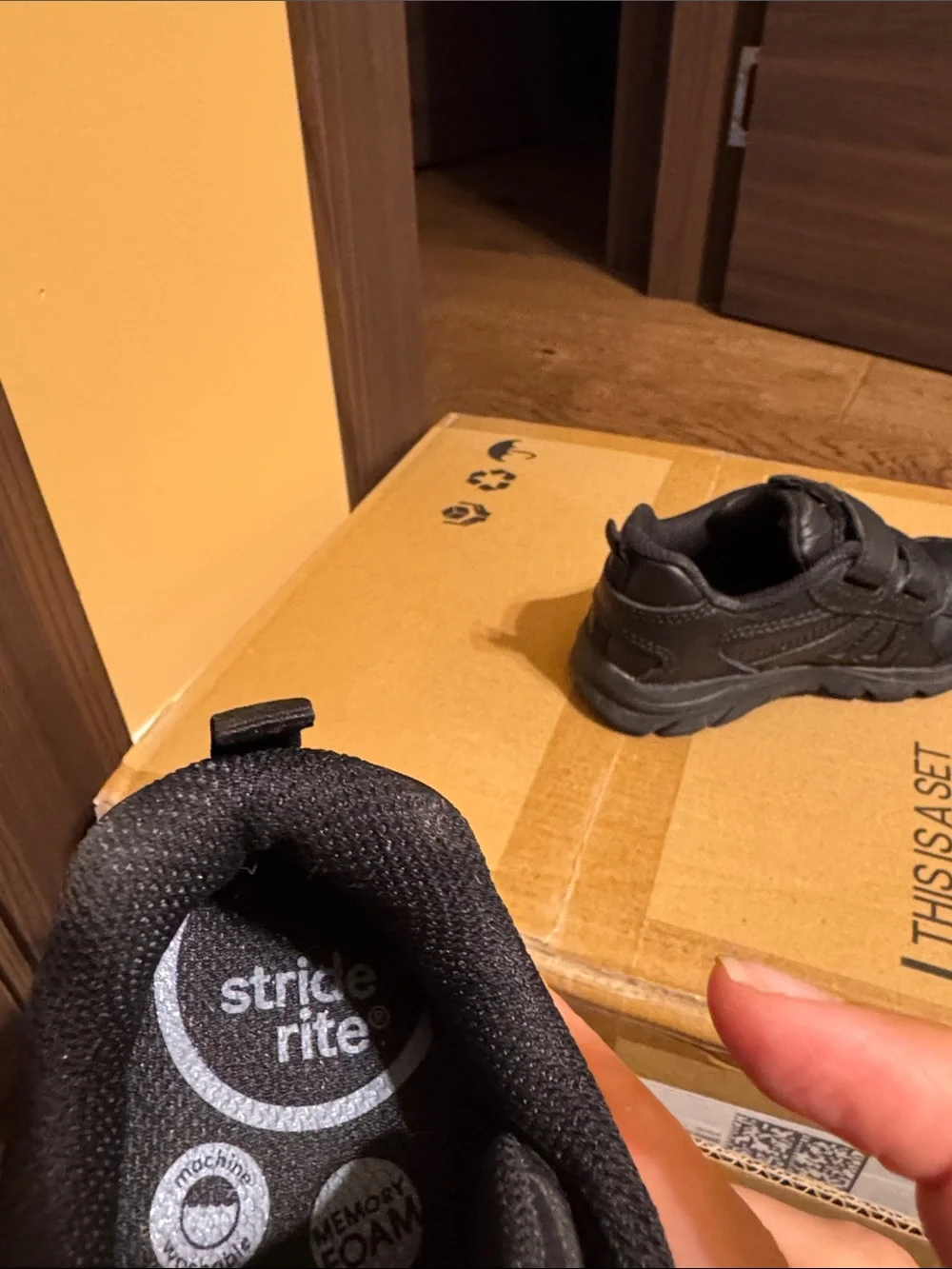 Kids Black Hook-and-Loop Athletic Shoes
